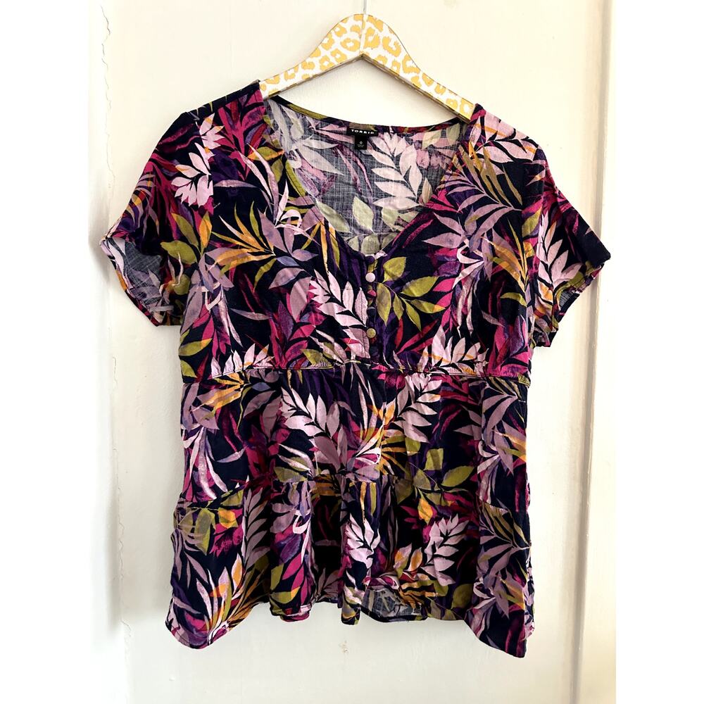 Torrid Women's Floral Purple Plus Blouse | Size 0 Large